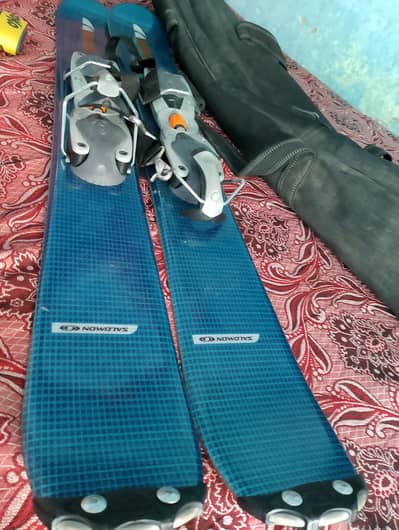 Salomon SB9 / SB10 Snowblades (Short Skis) with Bag -