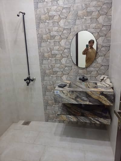 Bachelor Option Brand New 2bad Attached Bathroom TV Launch Kitchen Tile Flooring