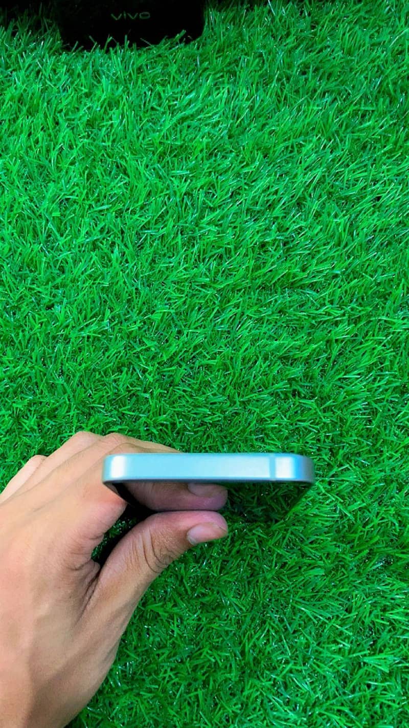 Apple iPhone 12 mini 4