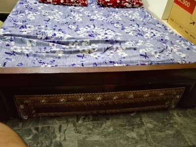 Double bed in good condition