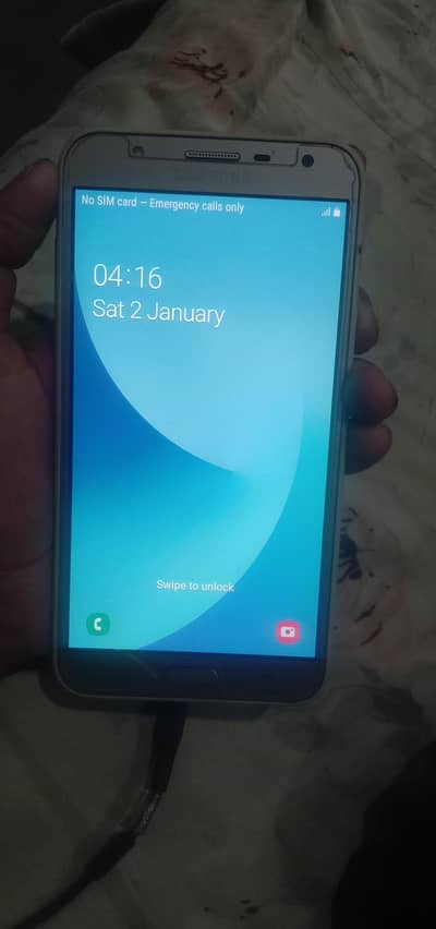 Samsung Mobile J7 Core 3:32