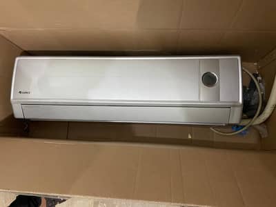Gree 1.5 ton Non-Inverter Split AC – Home Used