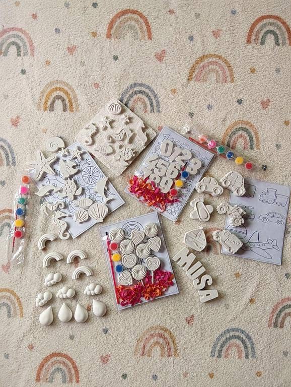 kids ceramic painting kits deal in only 2000. ceramic painting kits, DIY ceramic painting set, kids craft activities, painting kit for girls and boys,Customization available
