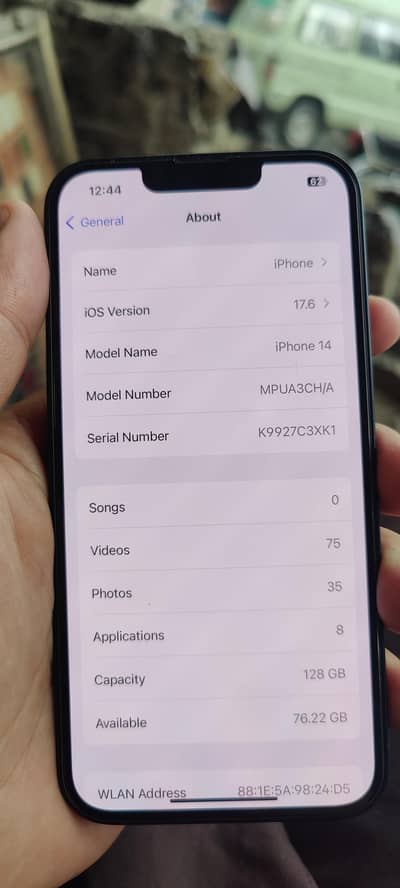 Apple iPhone 14