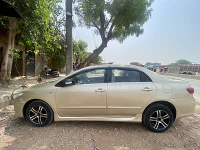 Toyota Corolla GLI 2012