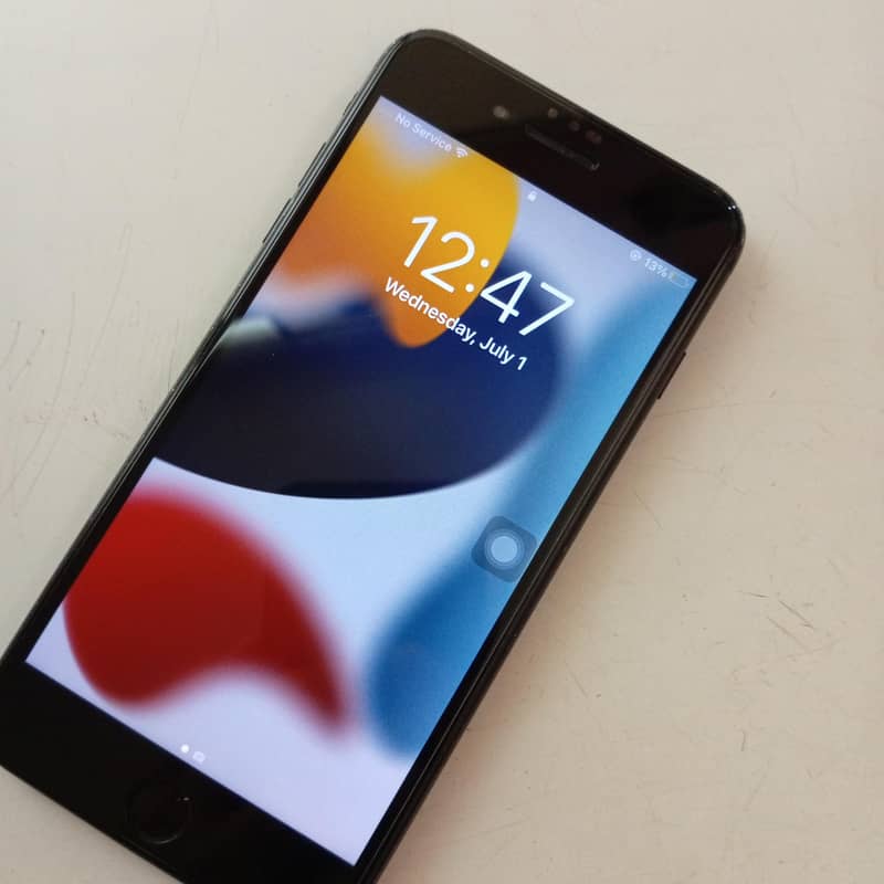 Apple iPhone 7 Plus 0