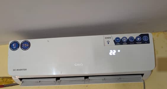 CHIQ INVERTER 1.5 TON (ALMOST NEW)
