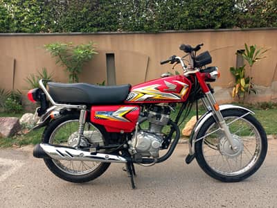Honda CG 125 2024 end 2025 shape  model  8800 km used only