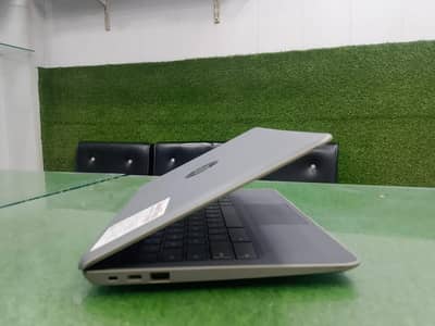 Chromebook