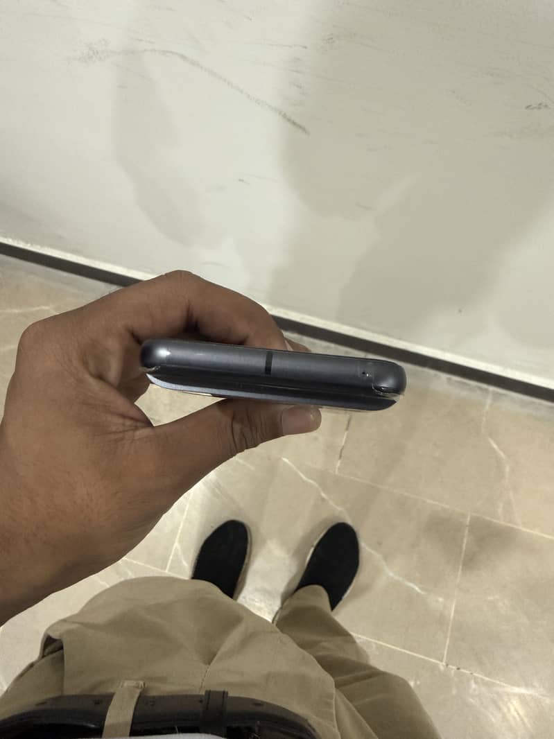 Google Pixel 8 5