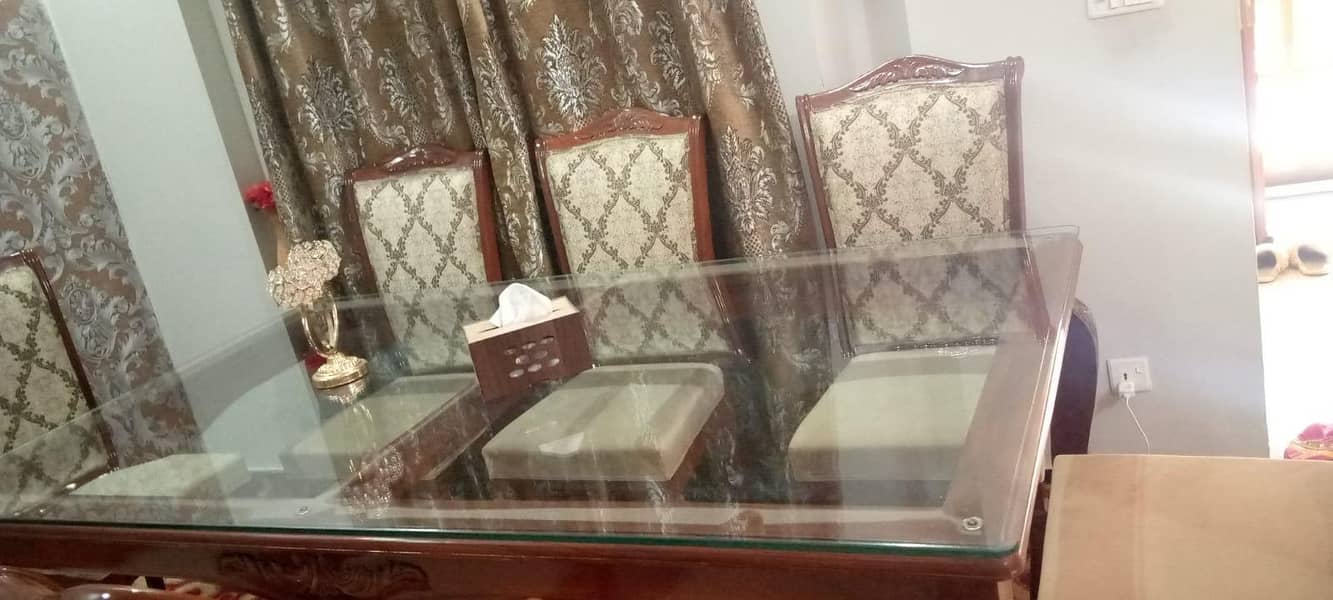 Used dining table 9