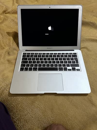 Apple MacBook Air 13" (2017)  | 8GB RAM | 128GB SSD