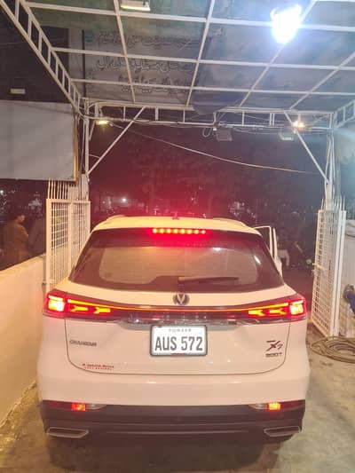 ALL READY BANK LEASE CHANGAN OSHAN X7 FEATURE SENS 5 SEATER