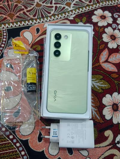 Vivo Y100
