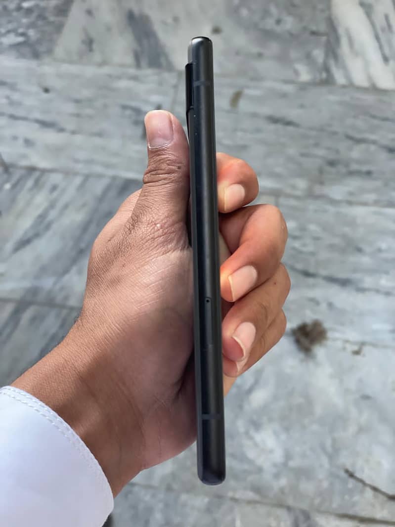 Google Pixel 6a 4