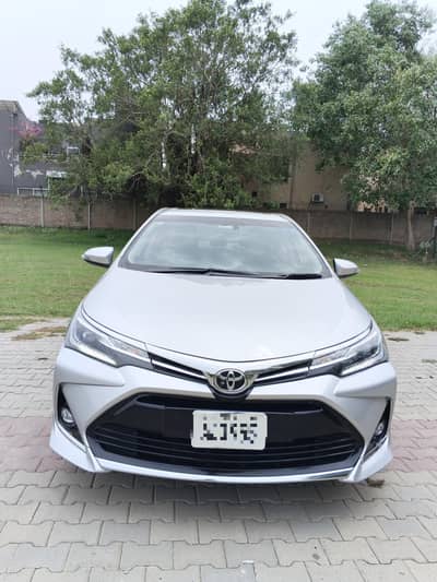 Toyota Corolla Altis Grande X CVT-i 1.8 Black Interior 2022