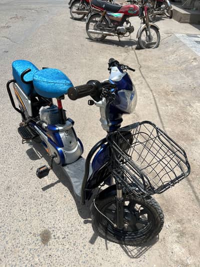 Electric scooty dubai imported