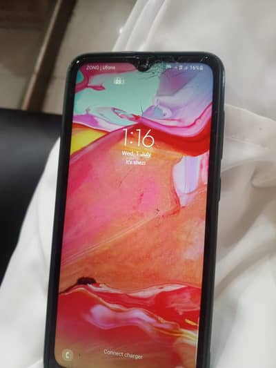 Samsung Mobile A70