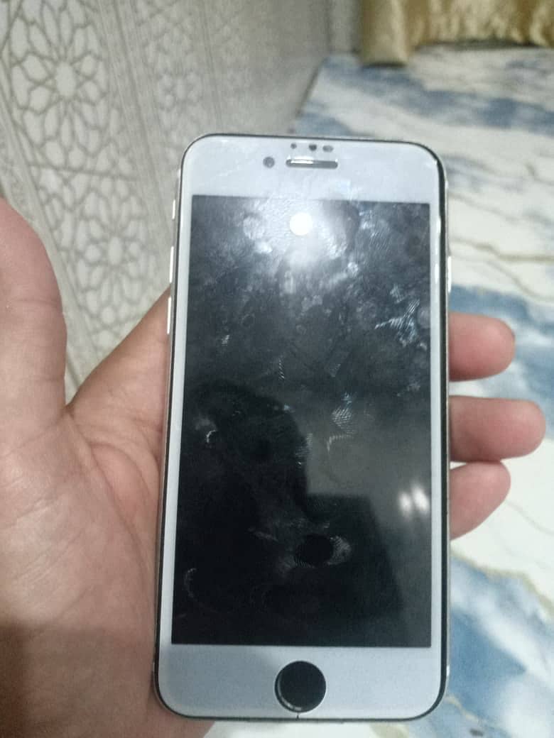 Apple iPhone SE 3