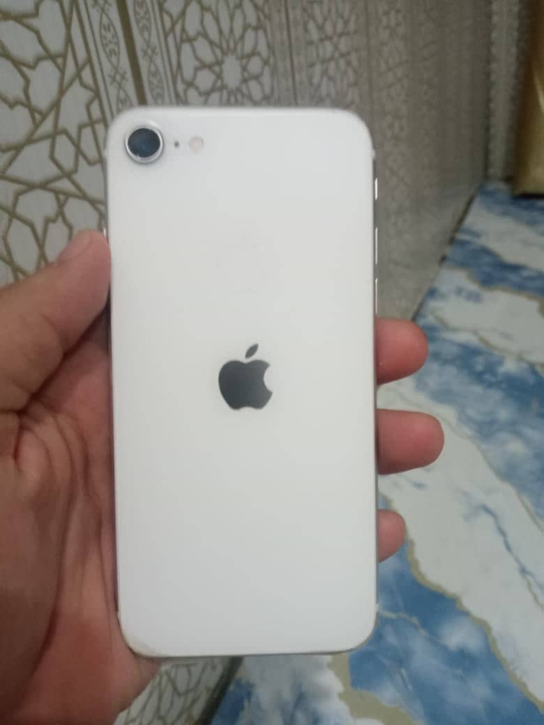 Apple iPhone SE 7