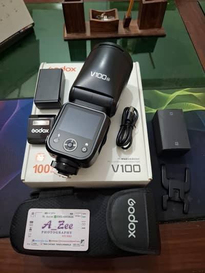 Godox V100 (N) Touch Scree Flash  Light Nikon Mount