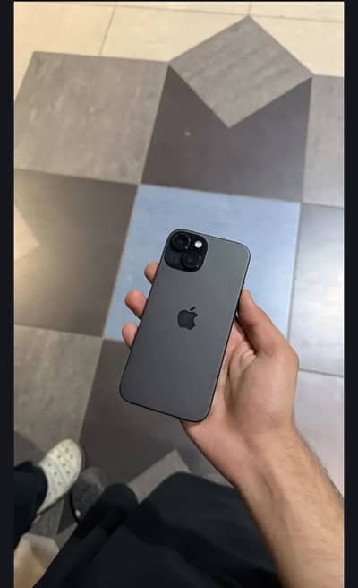 Apple iPhone 15