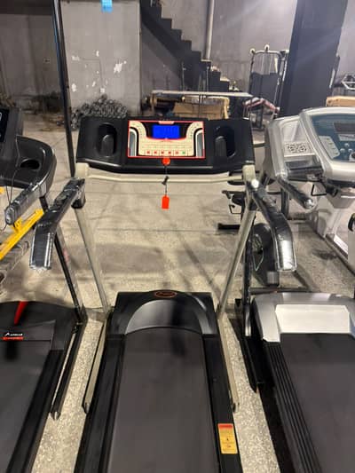 Treadmills/Ellipticals/commercial treadmills/running machines/gym set