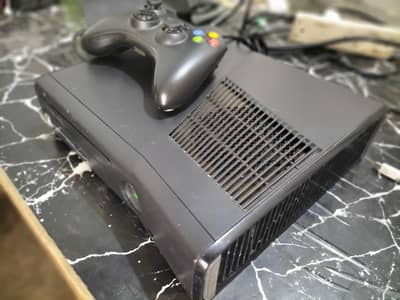 Xbox 360 Slim (RGH/JTAG) — Complete 67-Game Library