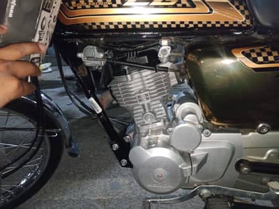 honda 125 gold edition 5 stroke self start 10/9 condition all ok