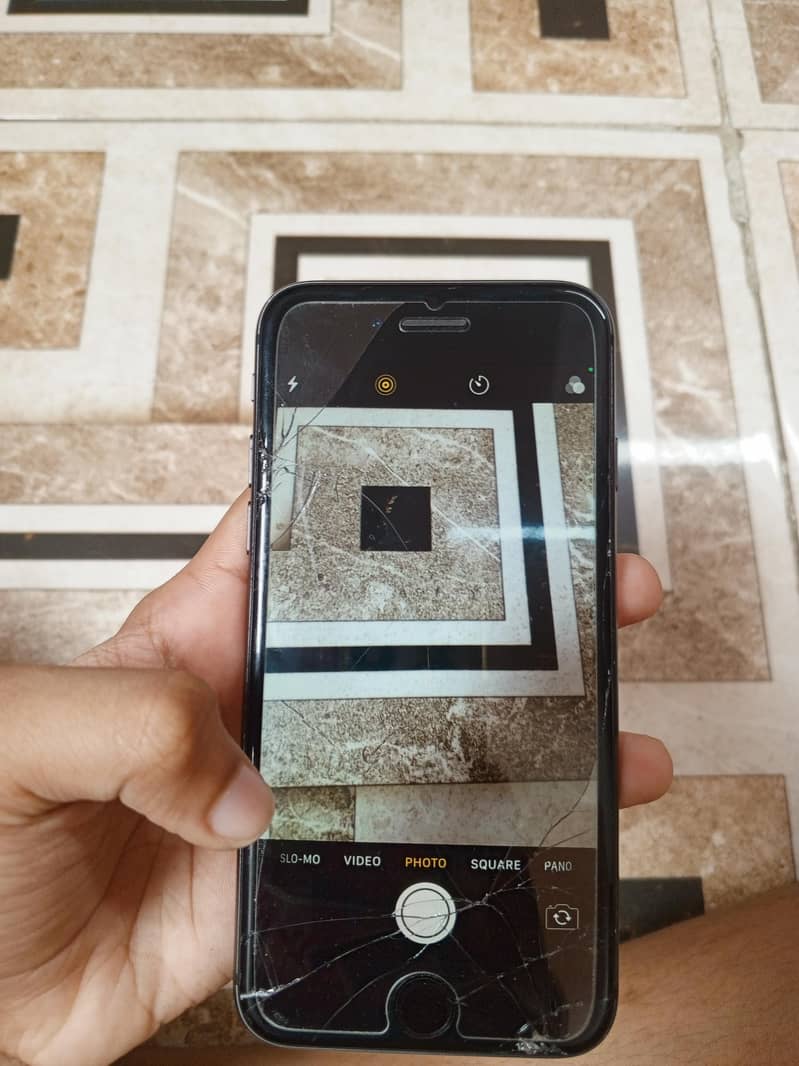 Apple iPhone 8 2