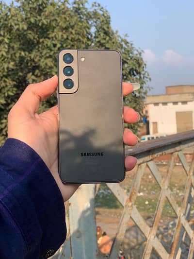 Samsung Mobile S22