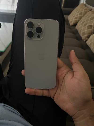 Apple iPhone 15 Pro Max