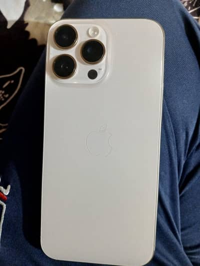 Apple iPhone 16 Pro Max