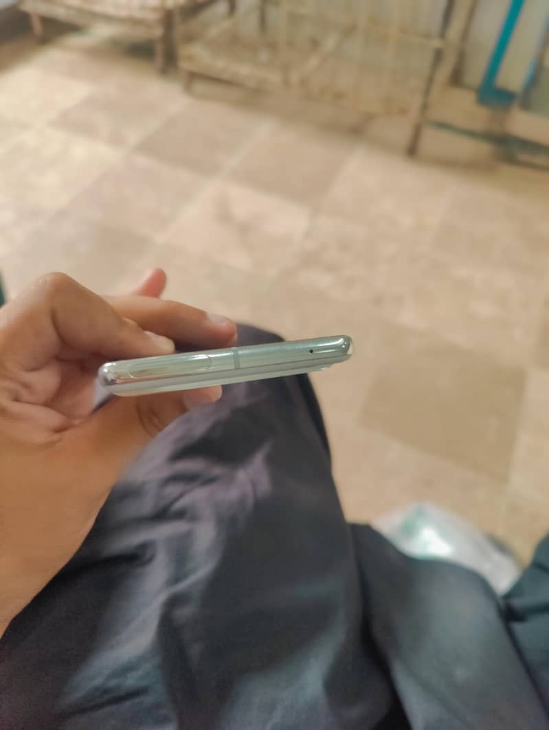 Google Pixel 7 Pro 8