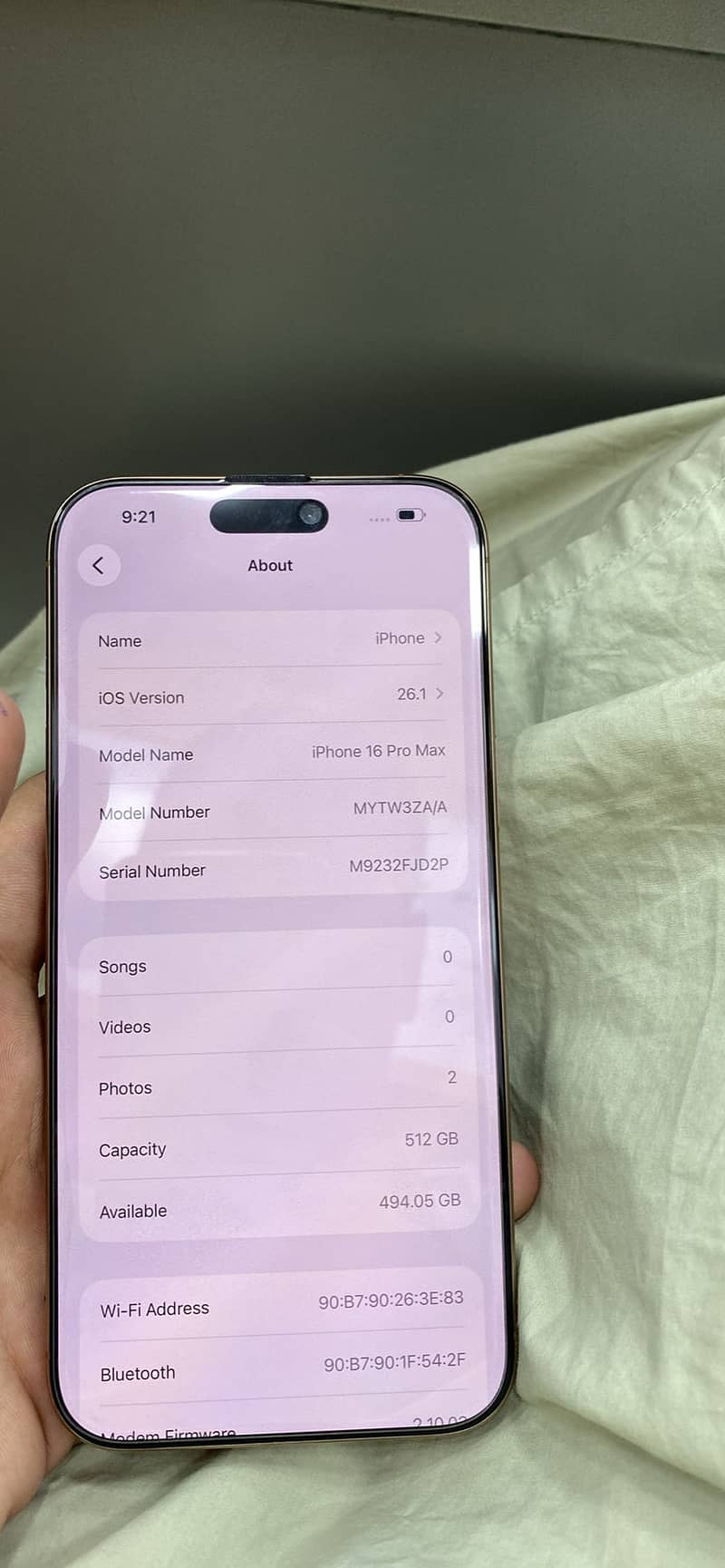 Apple iPhone 16 Pro Max 1