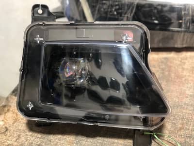 Oshan x7 Right Side Frent Light Available Brend New