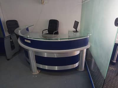 Office premium reception table.