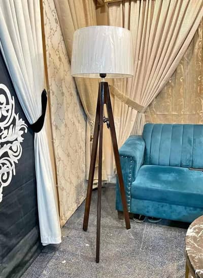 Floor lamps