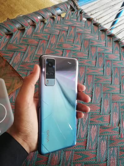 Vivo Y51s