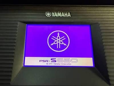 brand new lcds available for s series s670 s650 s500 s550  also DGX