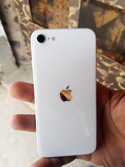 Apple iPhone SE