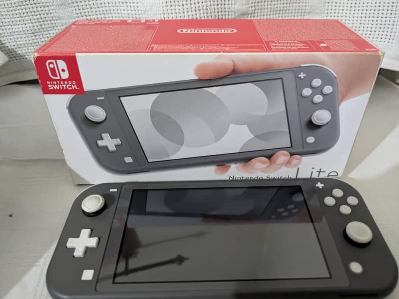 Nintendo Switch Lite 0
