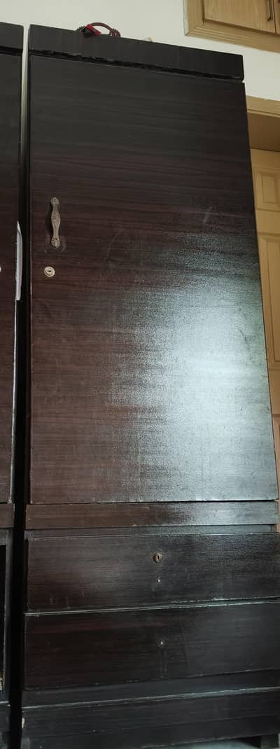 2 Door Wooden Wardrobe Cupboard for Sale