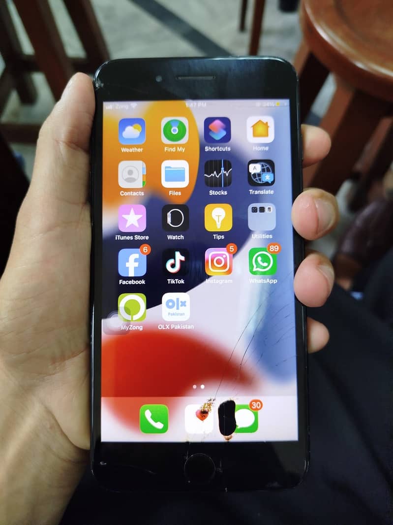 Apple iPhone 7 Plus urgent sale 2