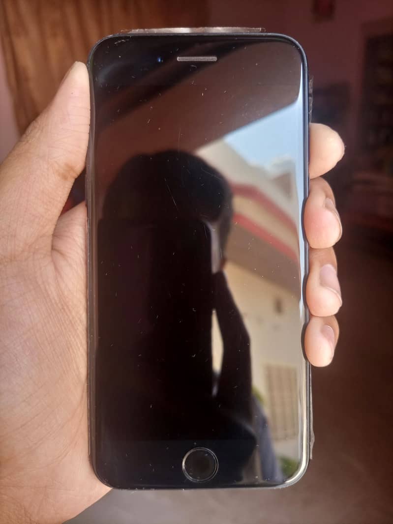 Apple iPhone SE 4