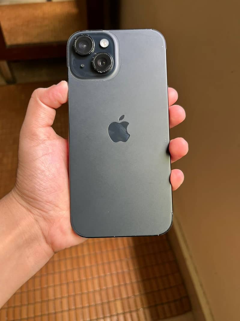 Apple iPhone 15 6