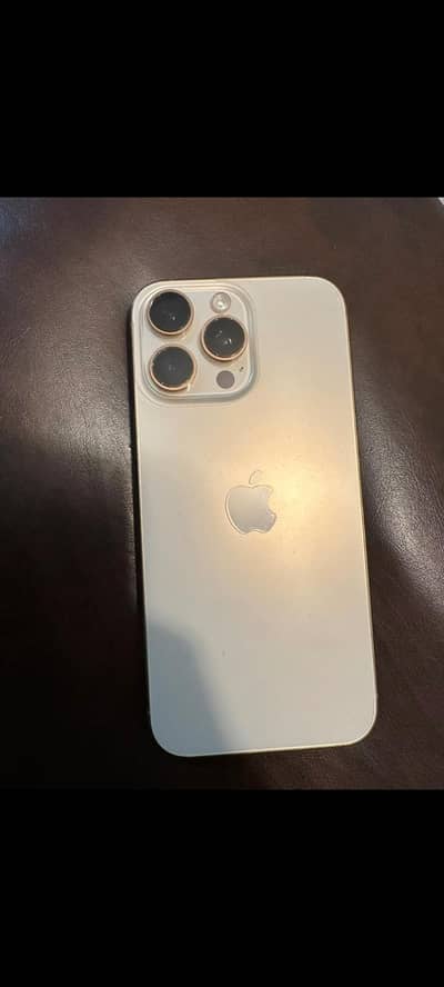 Apple iPhone 16 Pro Max