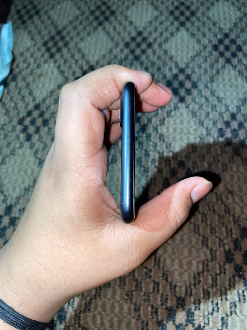 Apple iPhone 7 Plus 3