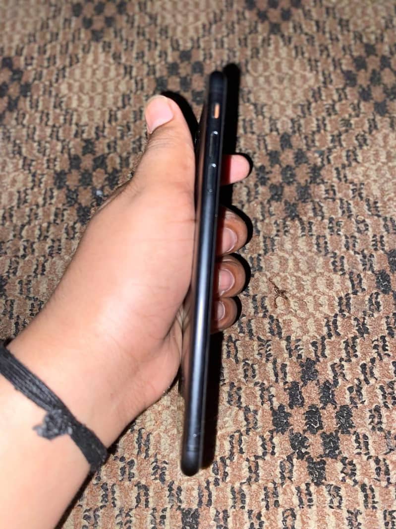 Apple iPhone 7 Plus 4