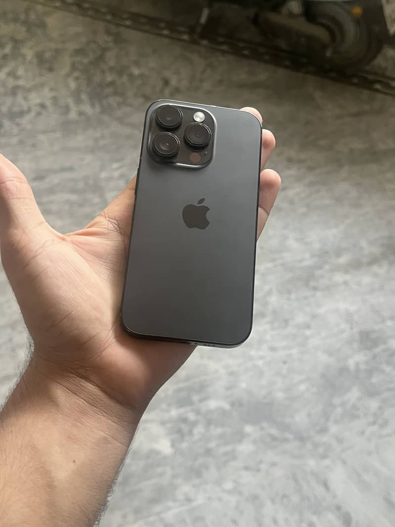 Apple iPhone 14 Pro 0
